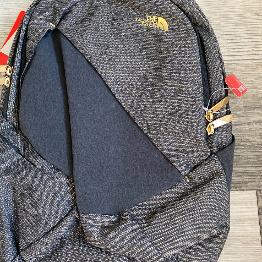 The North Face Isabella Backpack - Picture 2 of 8